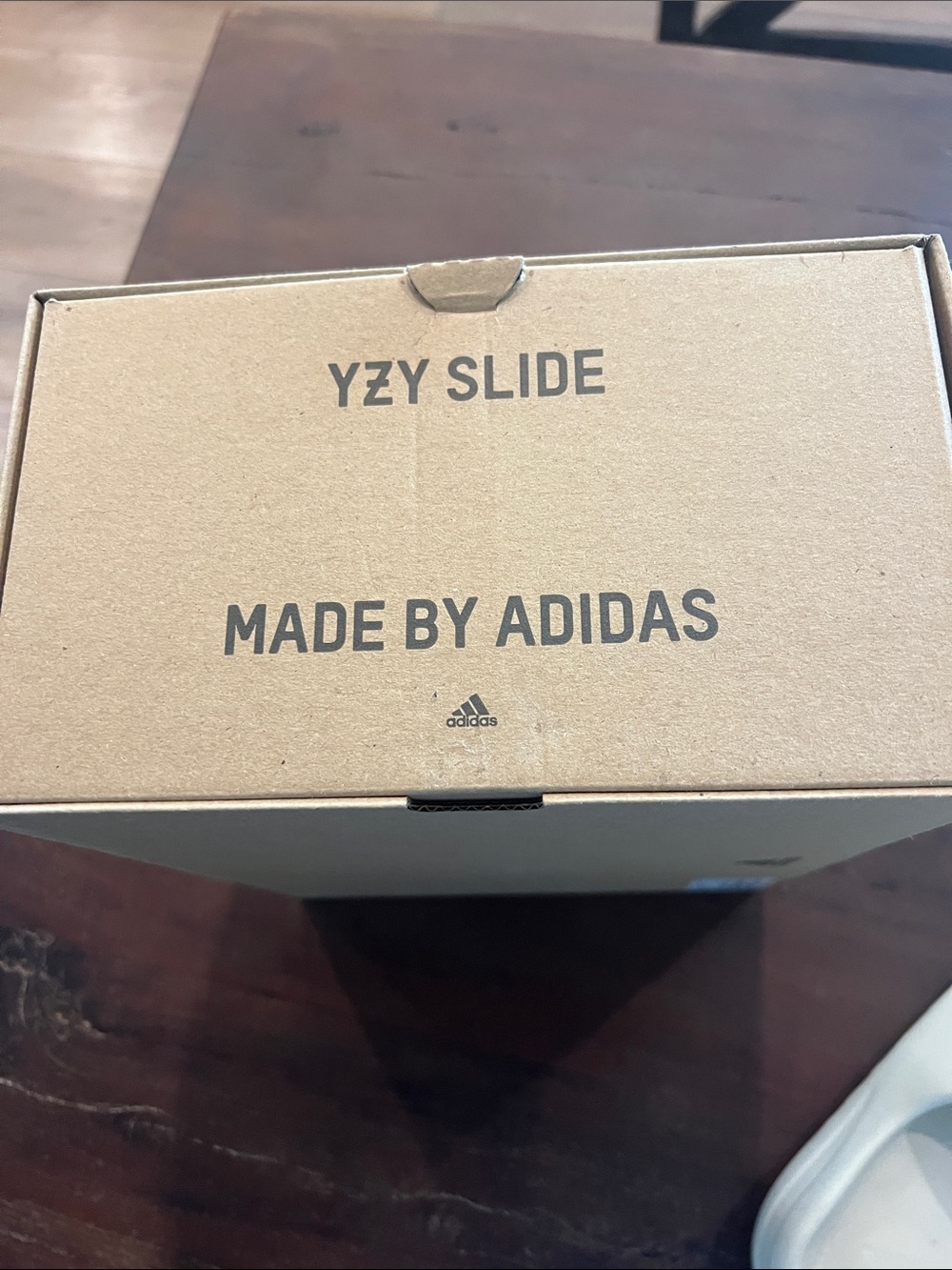 adidas YZY Slide Box in Bone - Picture 2 of 8